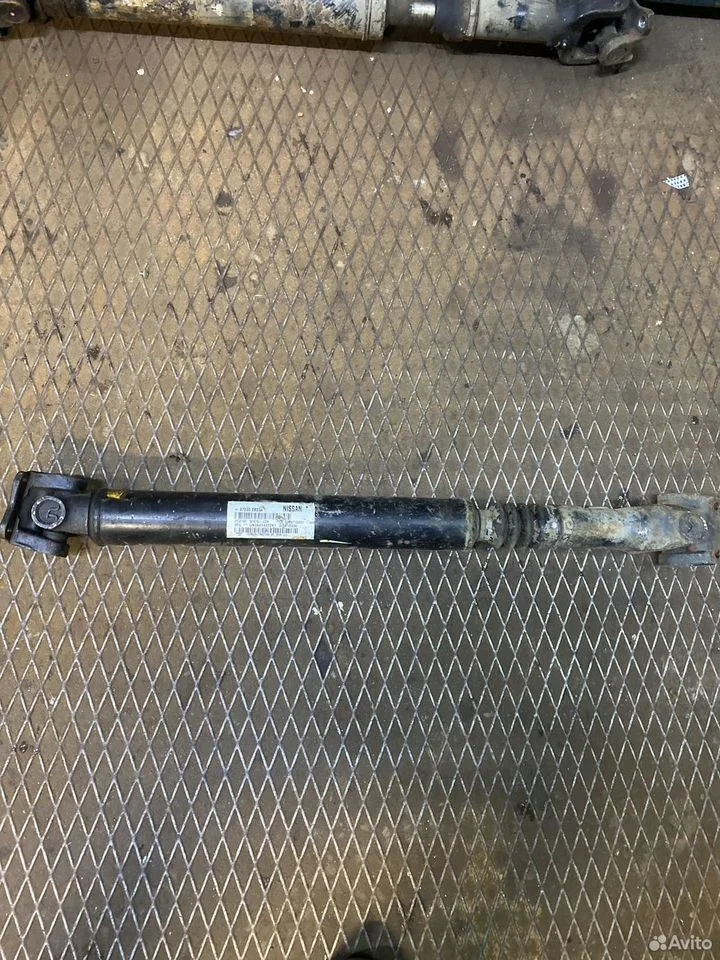 Карданный вал передний infiniti qx56 ja60