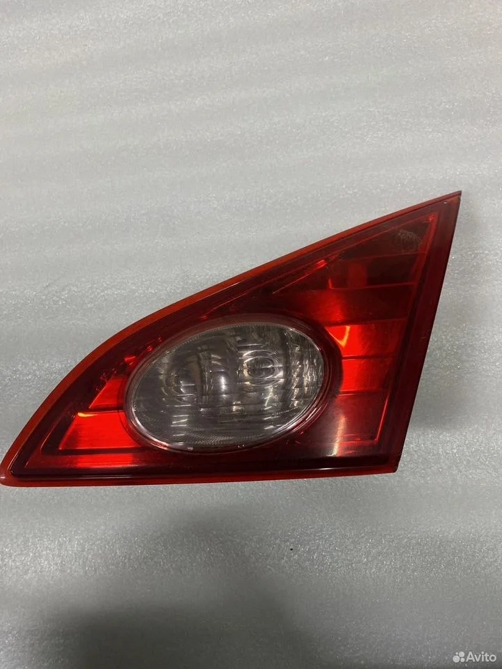 Фонарь задний правый внутренний nissan murano z51