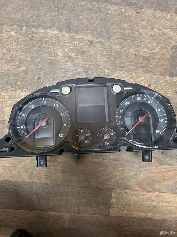 Щиток приборов от volkswagen passat b6 b7 vag