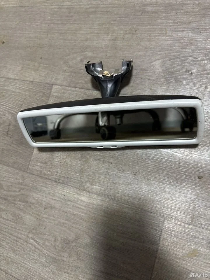 Зеркало салонное с датчиком дождя и автозатемнение