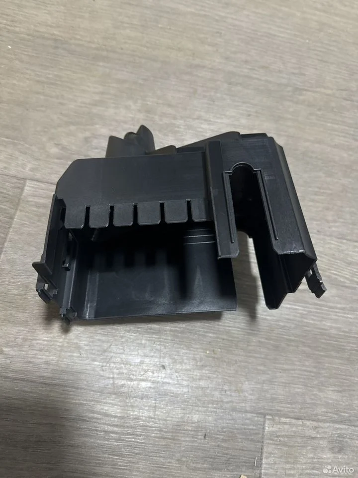 Кронштейн монтажного блока vag