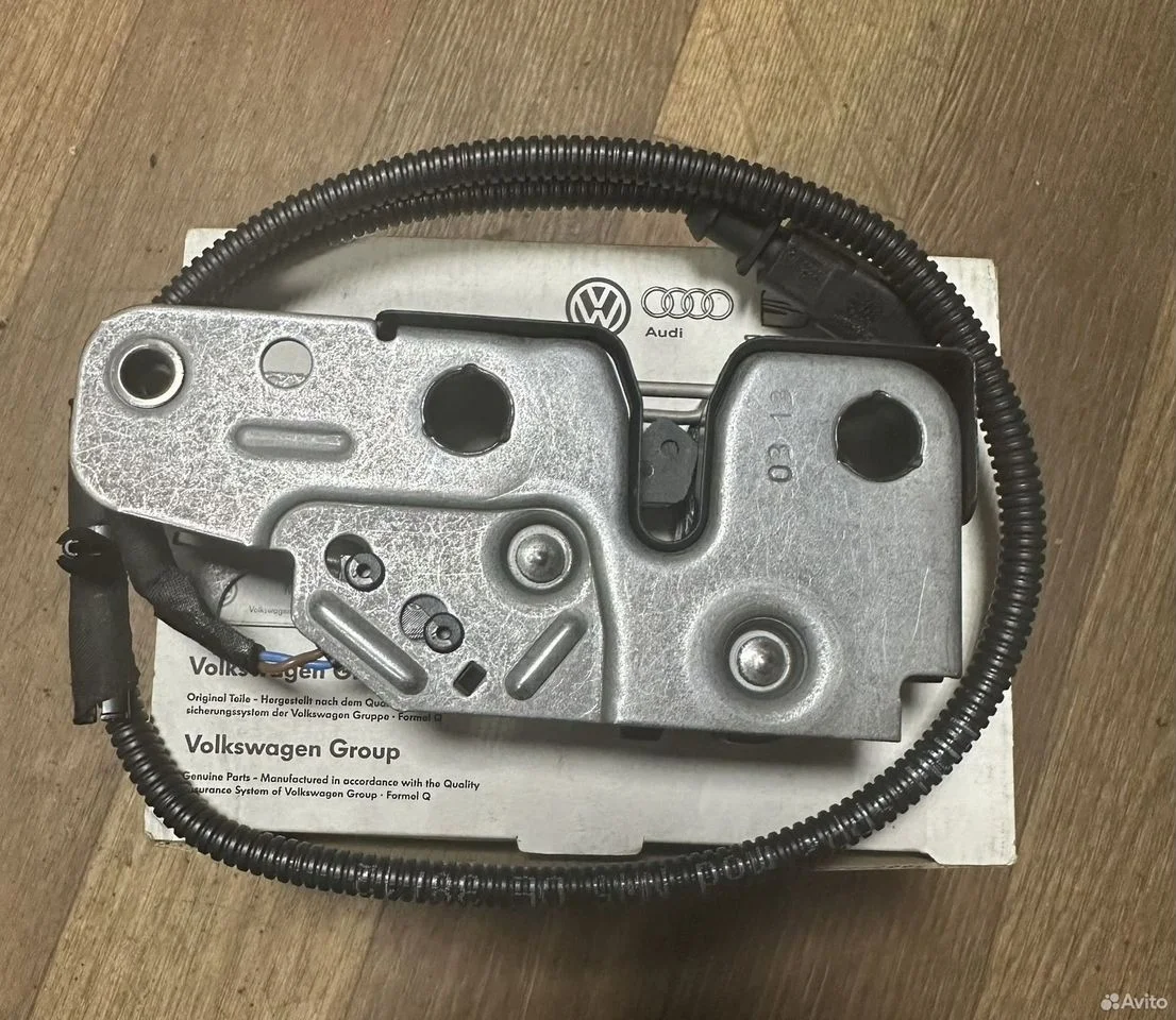 Замок капота vw golf vi новый vag