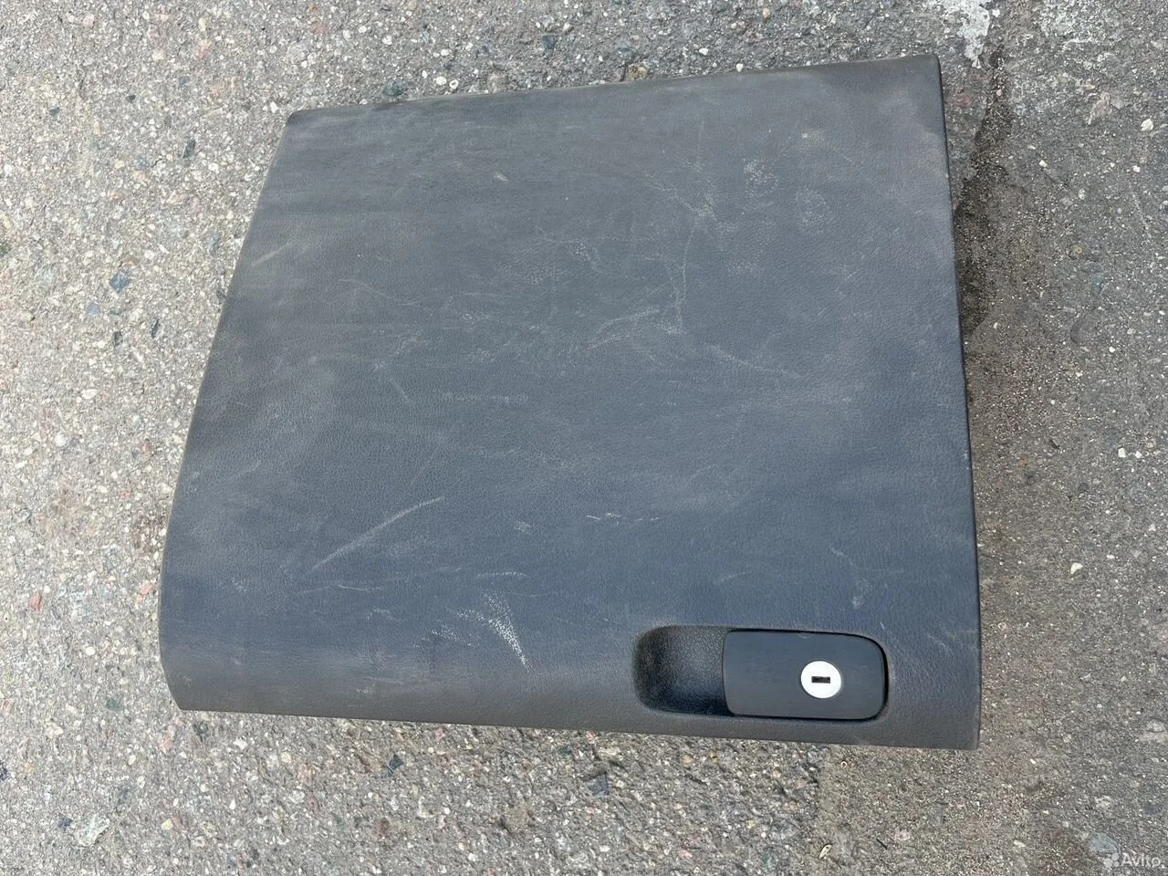 Бардачок. перчаточный ящик vw tiguan vag