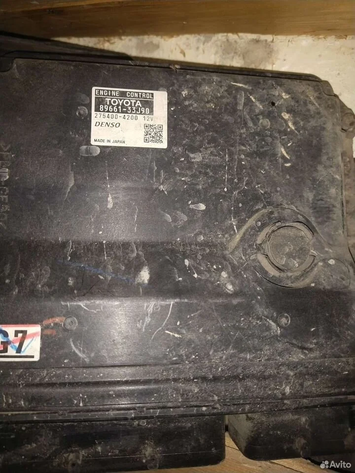 Блок управления двигателем на toyota camry