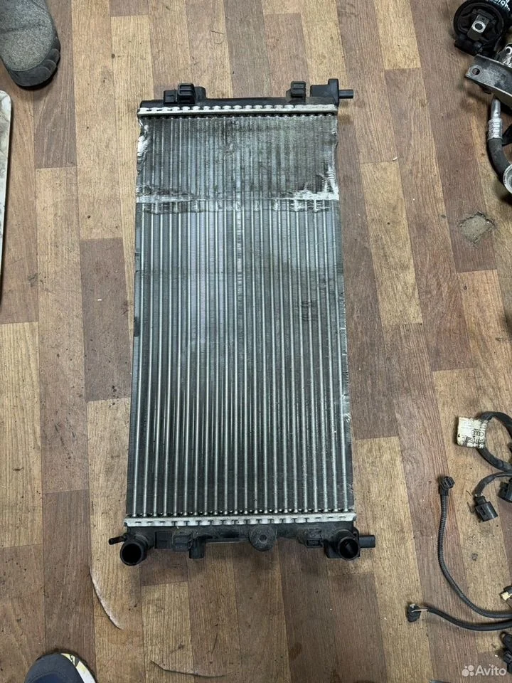 Радиатор охлаждения vag