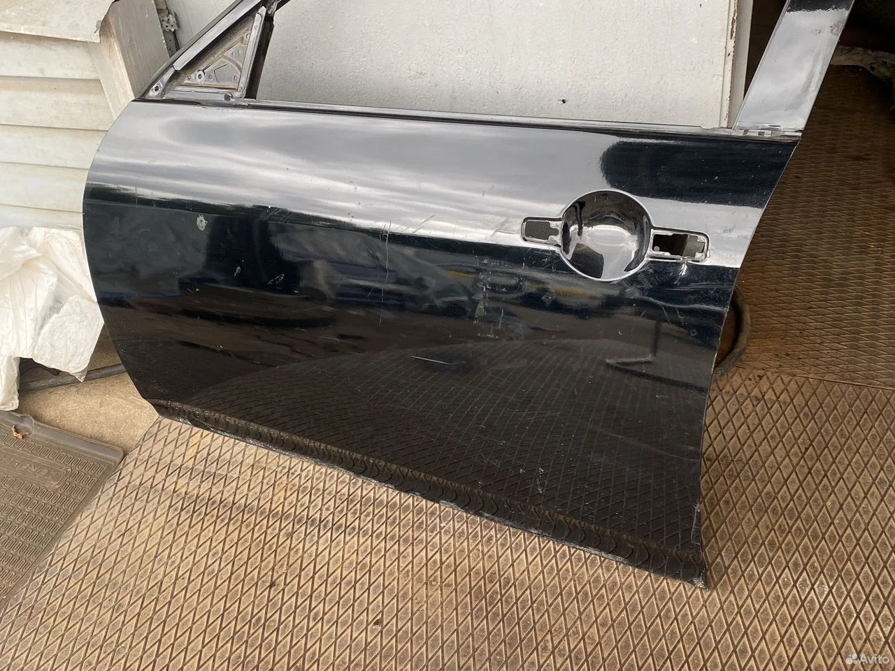 Дверь передняя левая infiniti g v36