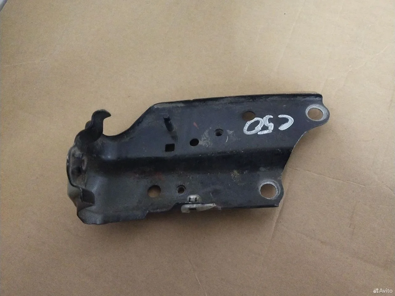 Кронштейн крыла передний левый toyota camry 50 201