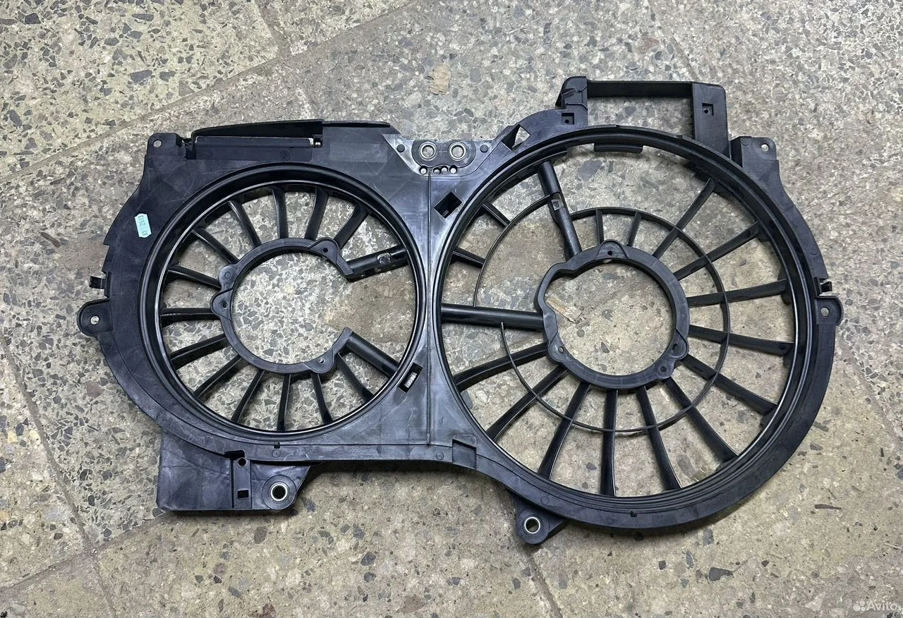 Диффузор вентиляторов 4f0121207a новый