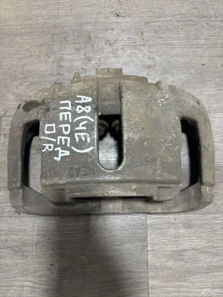 Суппорт тормозной передний правый vag