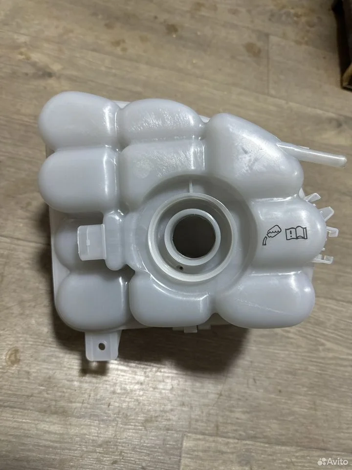 Бачок расширительный vag