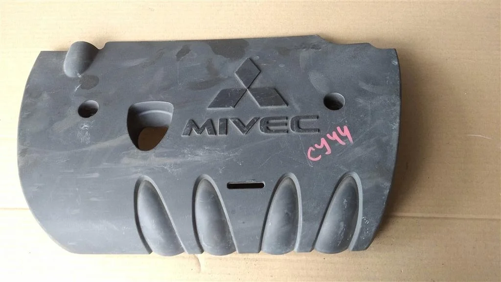 Б.у. крышка двигателя декоративная MITSUBISHI LANCER CY4A MITSUBISHI LANCER CY4A