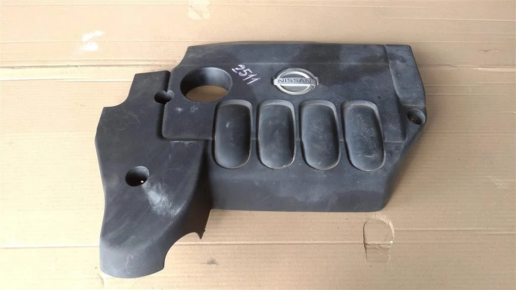 Б.у. крышка двигателя декоративная NISSAN MURANO Z51 NISSAN MURANO Z51