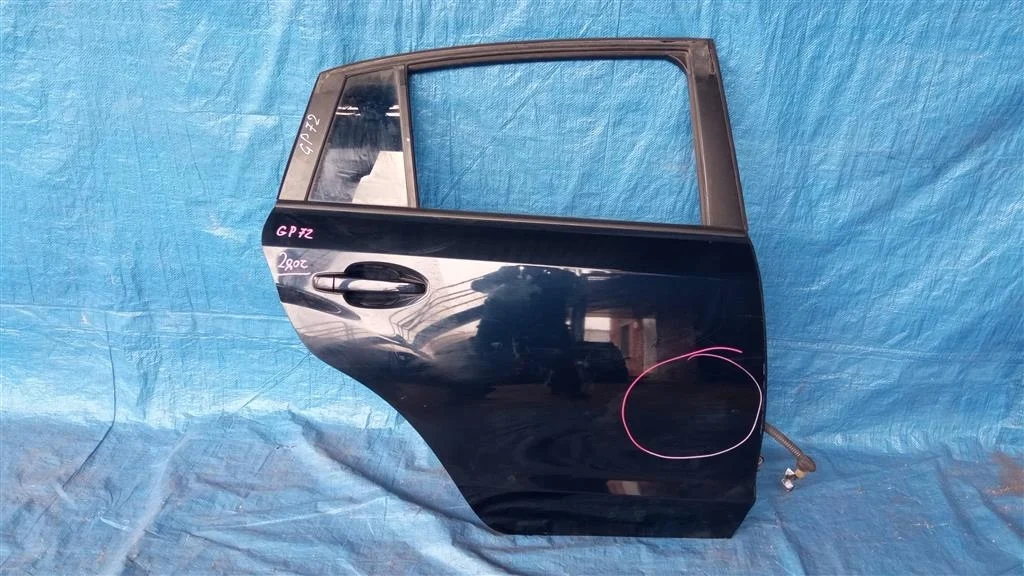 Б.у. дверь SUBARU IMPREZA GP SUBARU IMPREZA GP