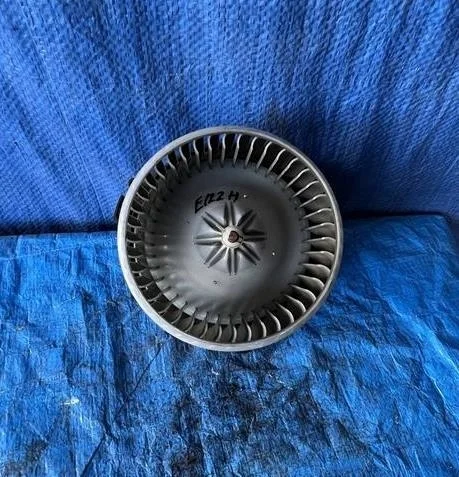 Б.у. мотор печки TOYOTA COROLLA E120 TOYOTA COROLLA E120