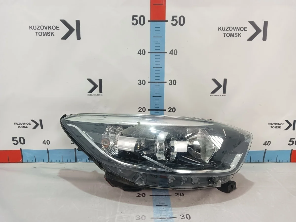 Фара Renault Kaptur 2016-