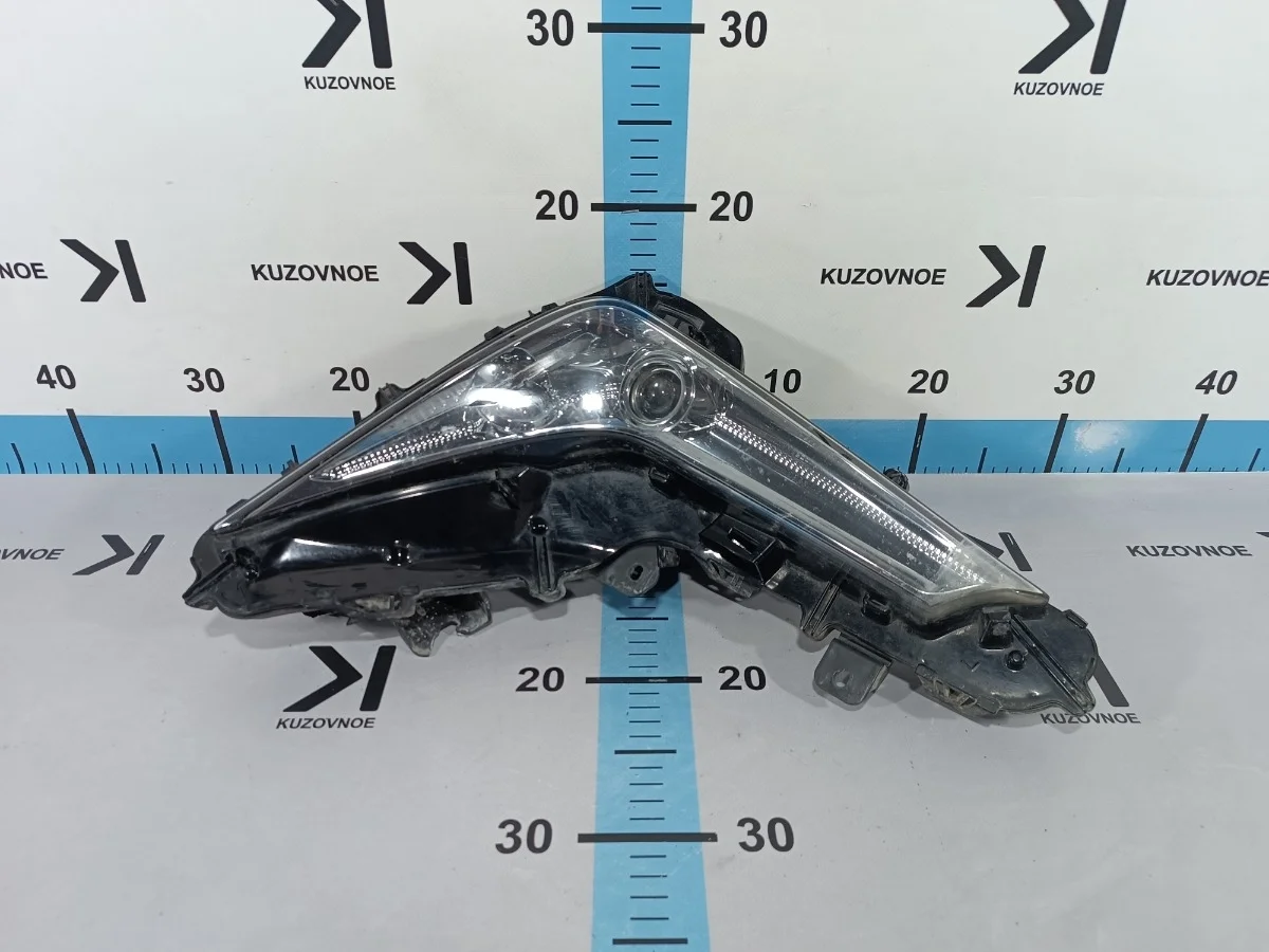 Фара противотуманная Lexus LX450d 2016 J200