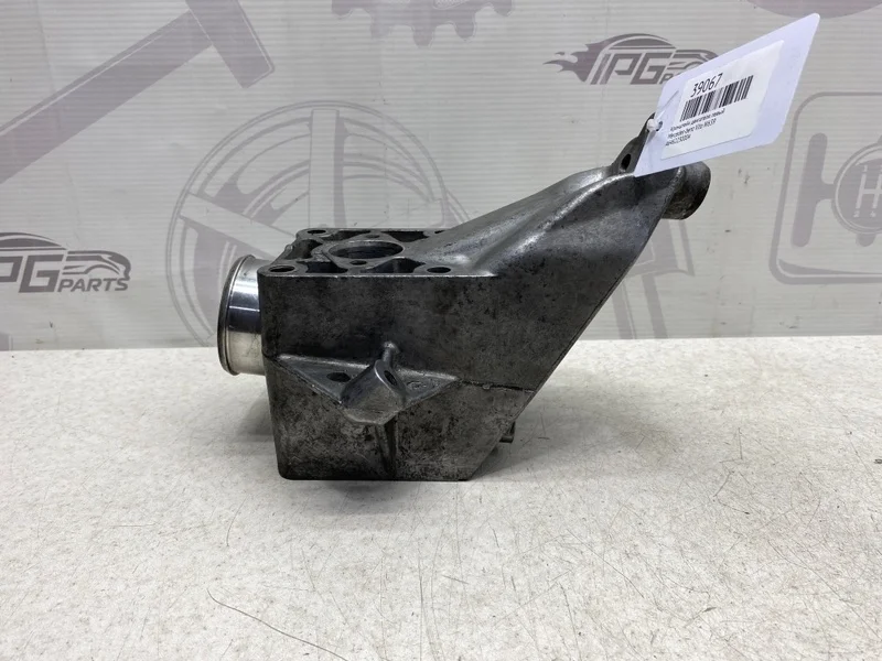 Кронштейн двигателя левый Mercedes-benz Vito W639