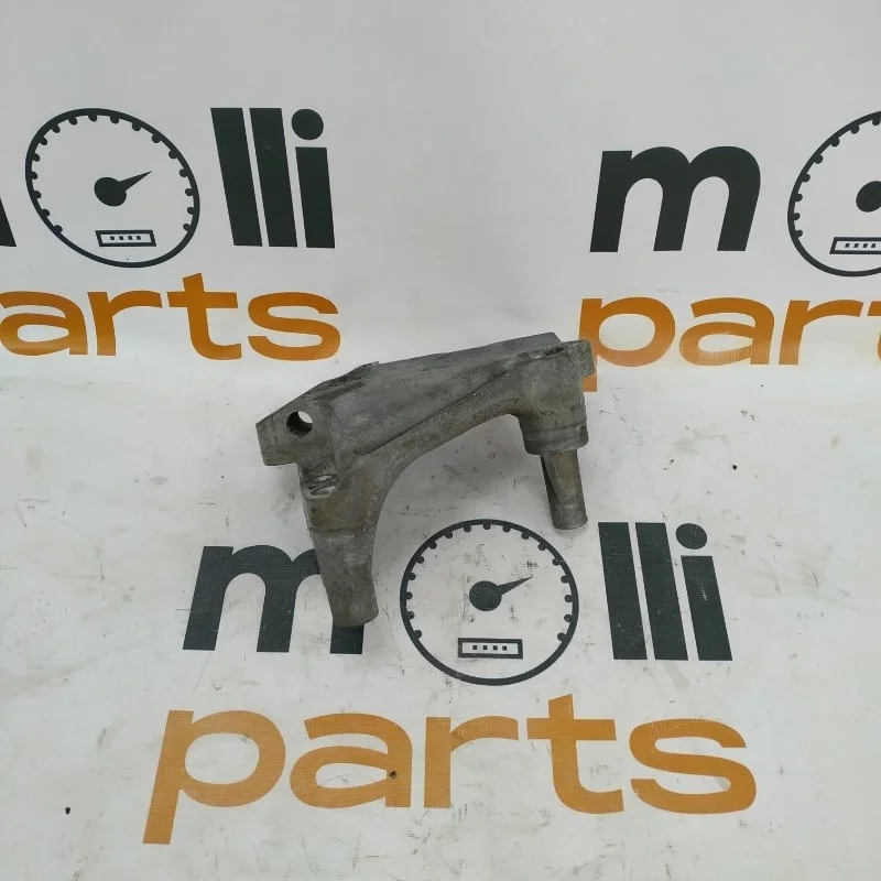 Кронштейн двигателя Volkswagen Tiguan 2017