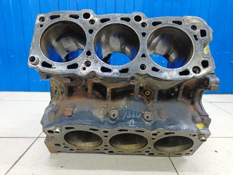 Блок цилиндров Kia Sorento 2005 2110039520 1 BL 3.5 G6CU