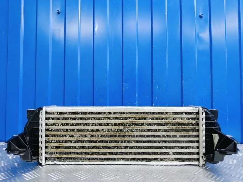 Радиатор интеркулера Ford Transit Connect 2007 4999282 TC7 1.8 R3PA