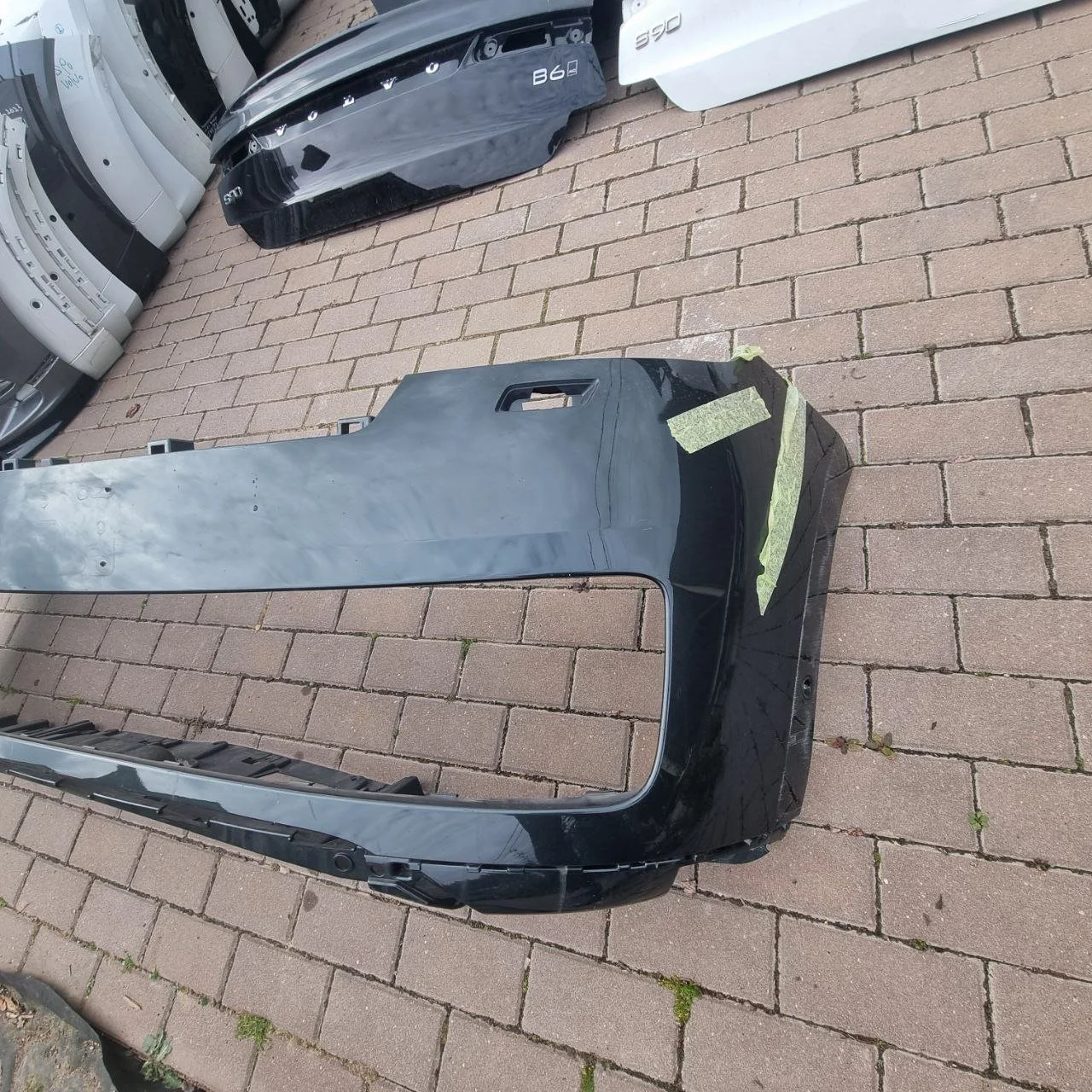 Бампер Land Rover Range Rover 2022 (L460), передний - M8E217F003 AW Land Rover Range Rover L460 2021