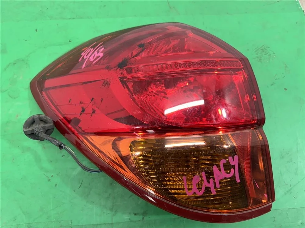 Фонарь RL 03-06 OBK+W УЦЕНКА (скол уголка, не потеет)