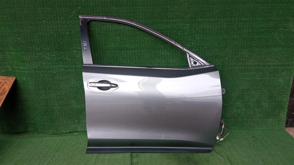 Б.у. дверь NISSAN X-TRAIL T32 NISSAN X-TRAIL T32