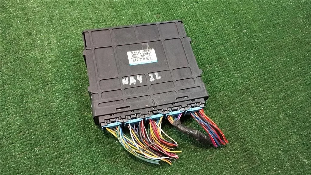 Б.у. блок управления двигателем MITSUBISHI GRANDIS NA4W MITSUBISHI GRANDIS NA4W