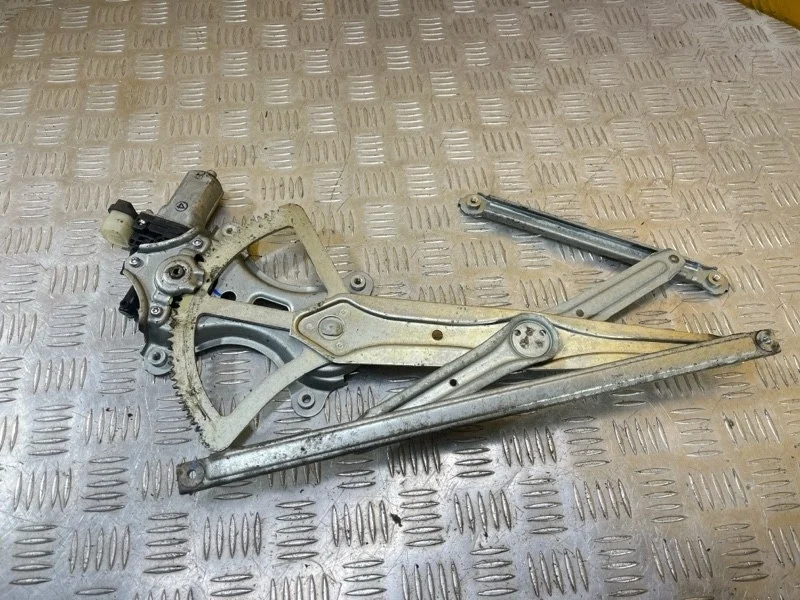 Стеклоподъемник электр. передний левый Mitsubishi L200 (2006-2015) 2011 MN182353 ПИКАП 2.5 D 4D56