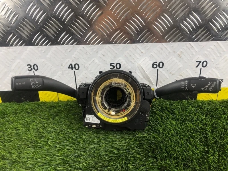 Блок подрулевых переключателей Audi A4 2009 8K0953502BJ B8 CDH 1.8T