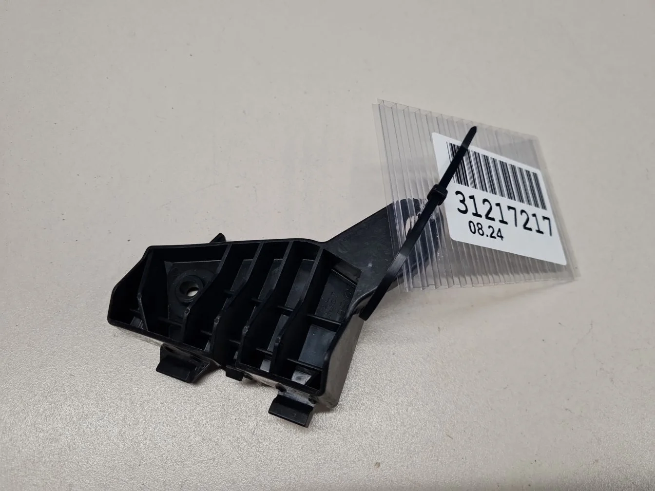 Кронштейн бампера заднего левый для Lexus RX XU30 2003-2009