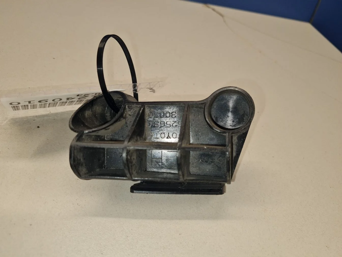 Кронштейн бампера заднего левый для Lexus GS S190 2005-2011