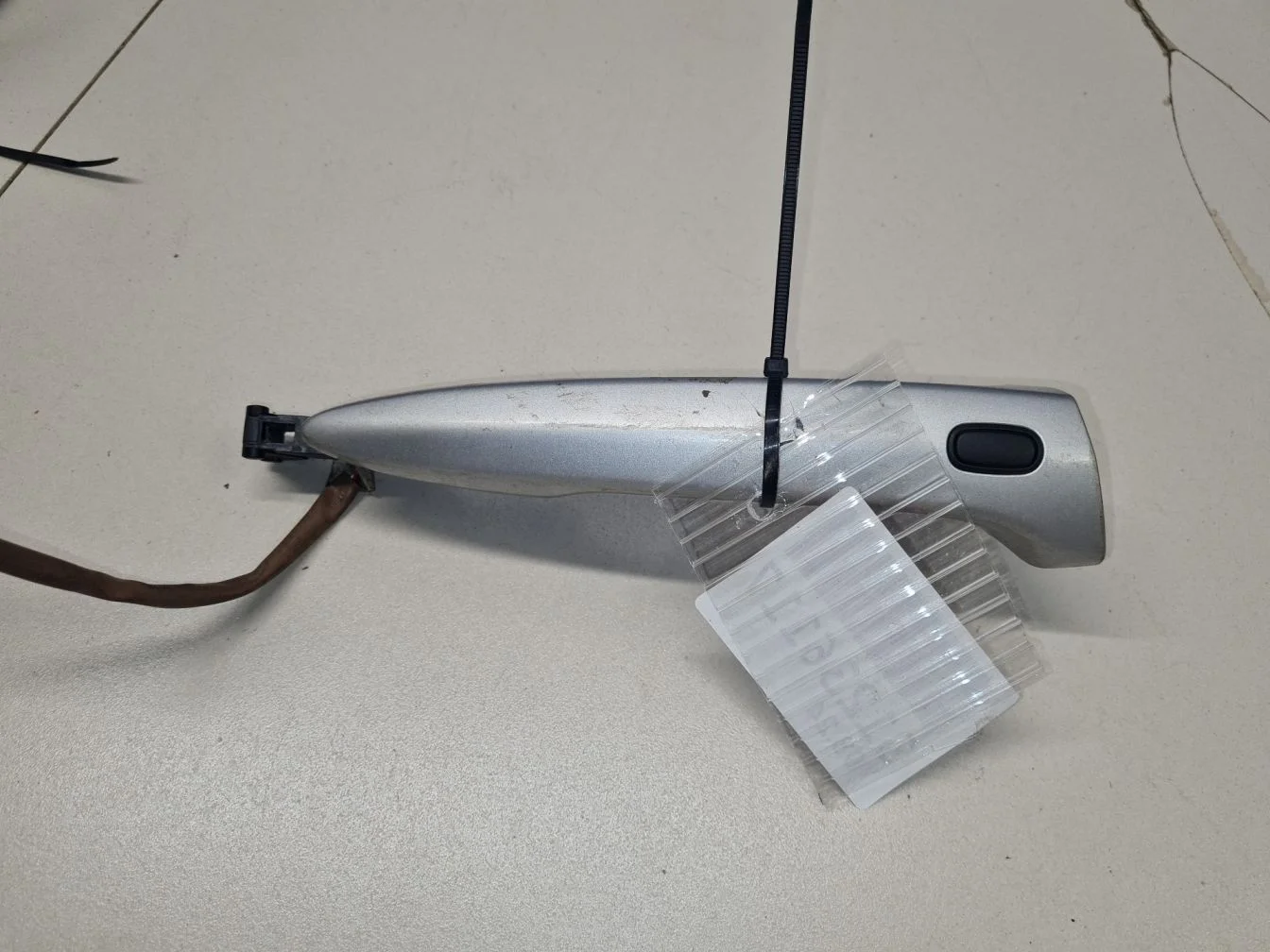 Ручка двери нaружная левая передняя для Lexus IS XE20 2005-2013