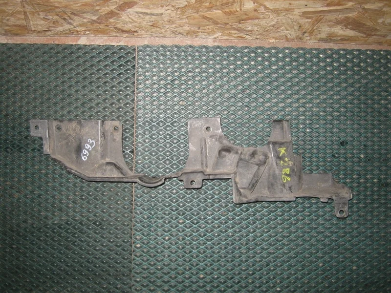 Кожух рулевой рейки левый BMW X5 E70