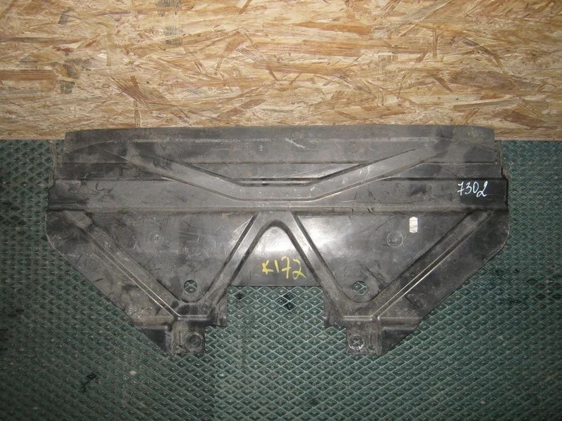 Дефлектор радиатора BMW 3 серия E90