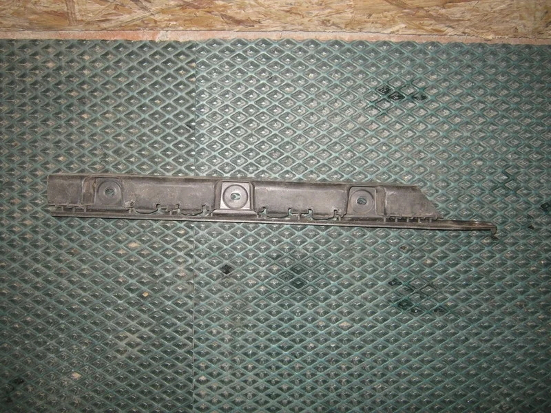 Кронштейн заднего бампера левый BMW X3 E83