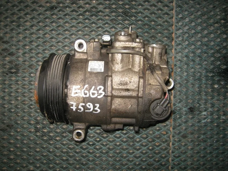 Компрессор кондиционера Mercedes-Benz W212