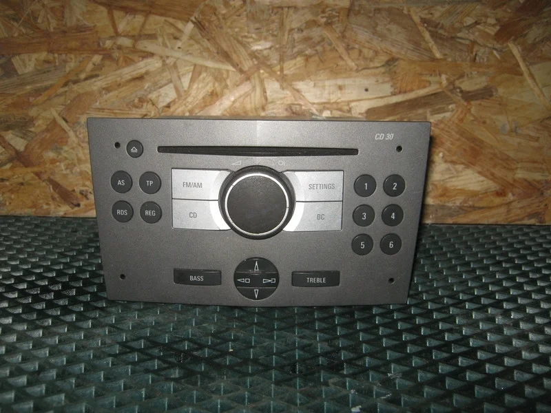 Магнитола Opel Astra H