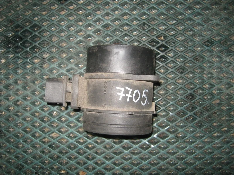 Расходомер воздуха (ДМРВ) Jeep Grand Cherokee WH W