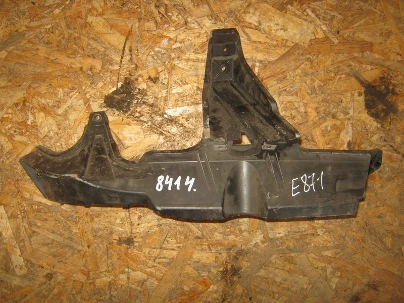 Кронштейн фары левой BMW X3 E83