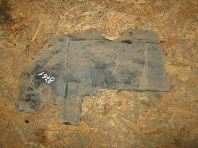 Пыльник двигателя Nissan Qashqai J10