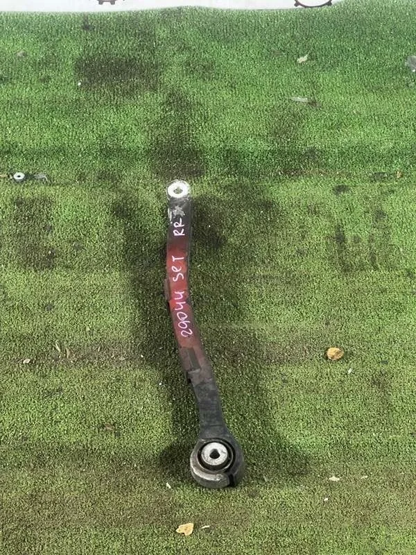 Реактивная тяга MERCEDES SL500 2001г R230