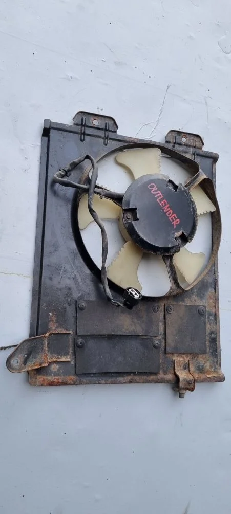 Диффузор вентилятора для Mitsubishi Outlander CU 1