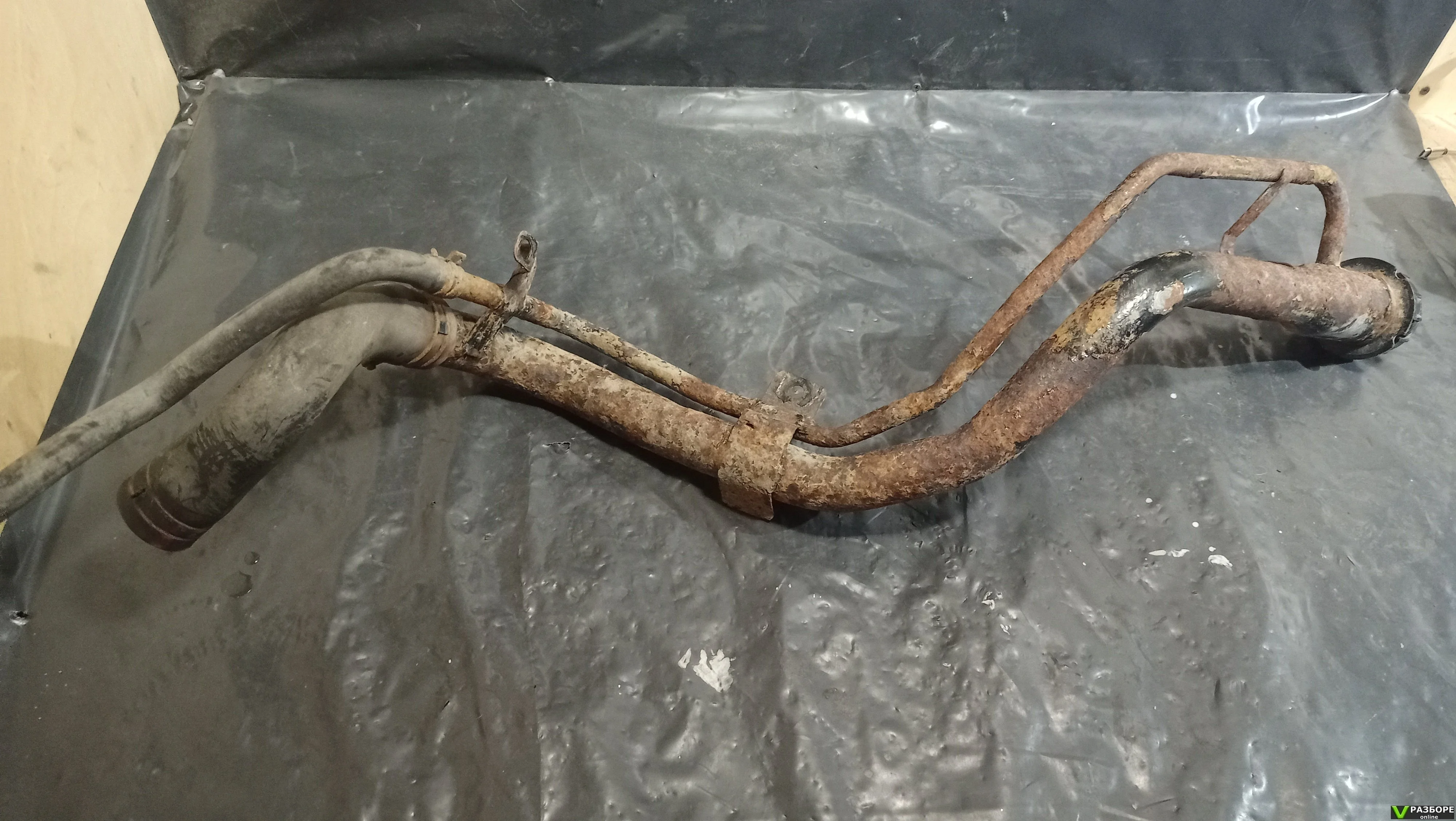 Горловина топливного бака Mitsubishi Lancer X (2007—2010)