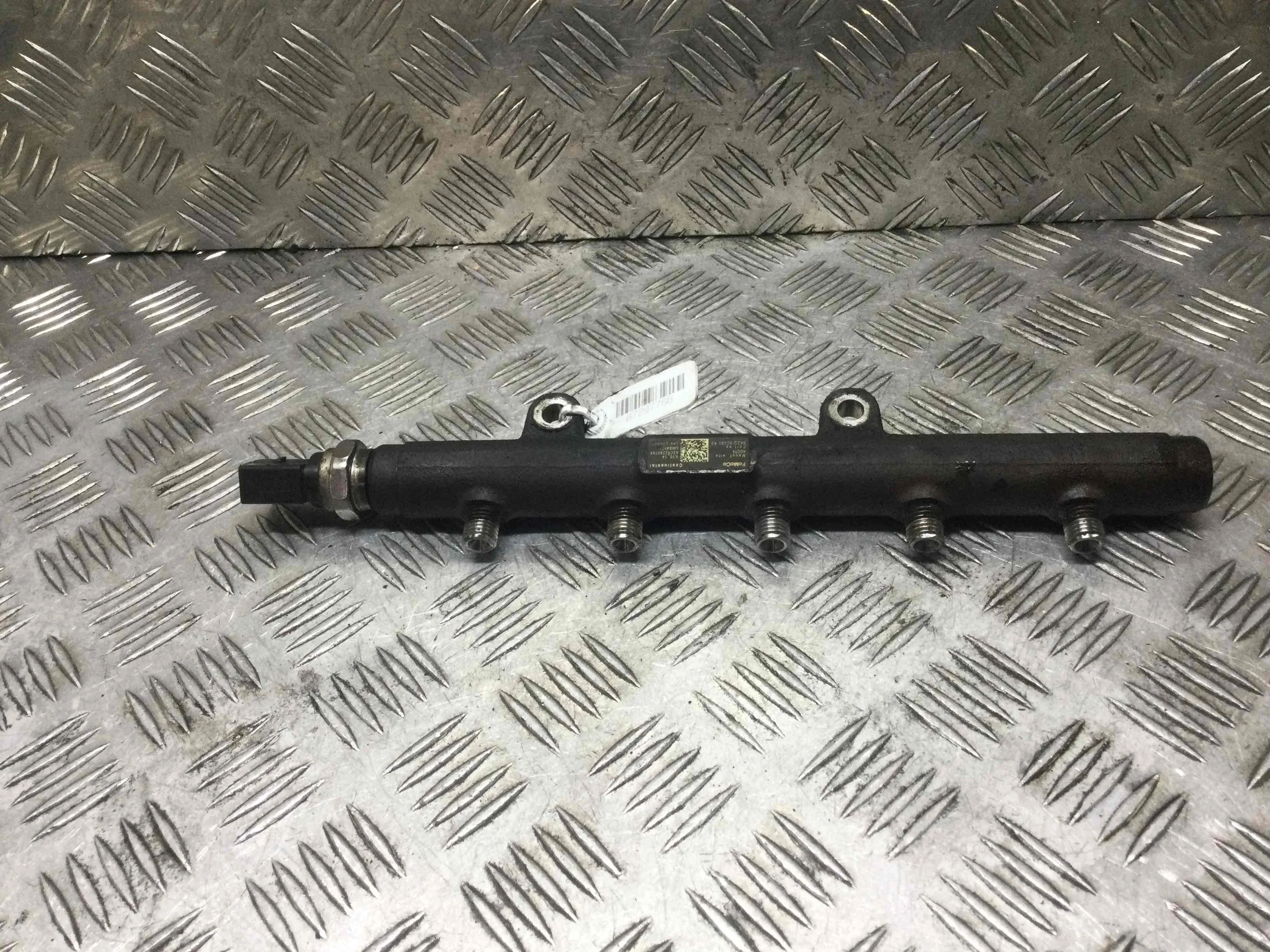 Топливная рампа Ford Transit 3 поколение [рестайлинг] (2006-2013) дизель 2.2 TDCi Механика Микроавтобус