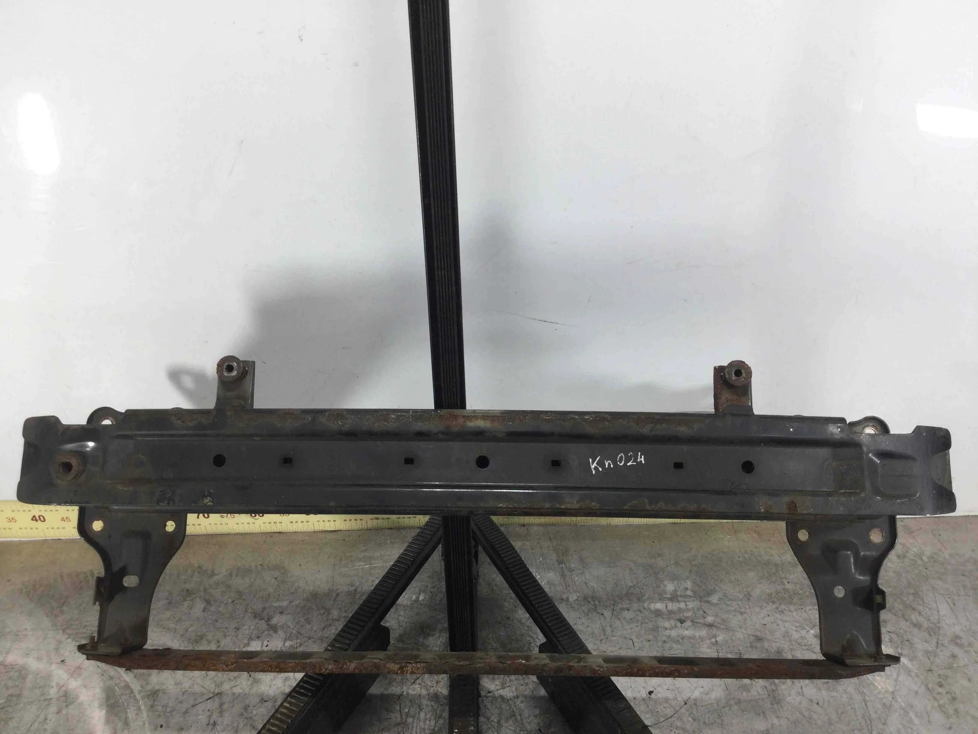 Усилитель бампера переднего Ford Mondeo 4 поколение (2007-2010) дизель 2.0   Седан