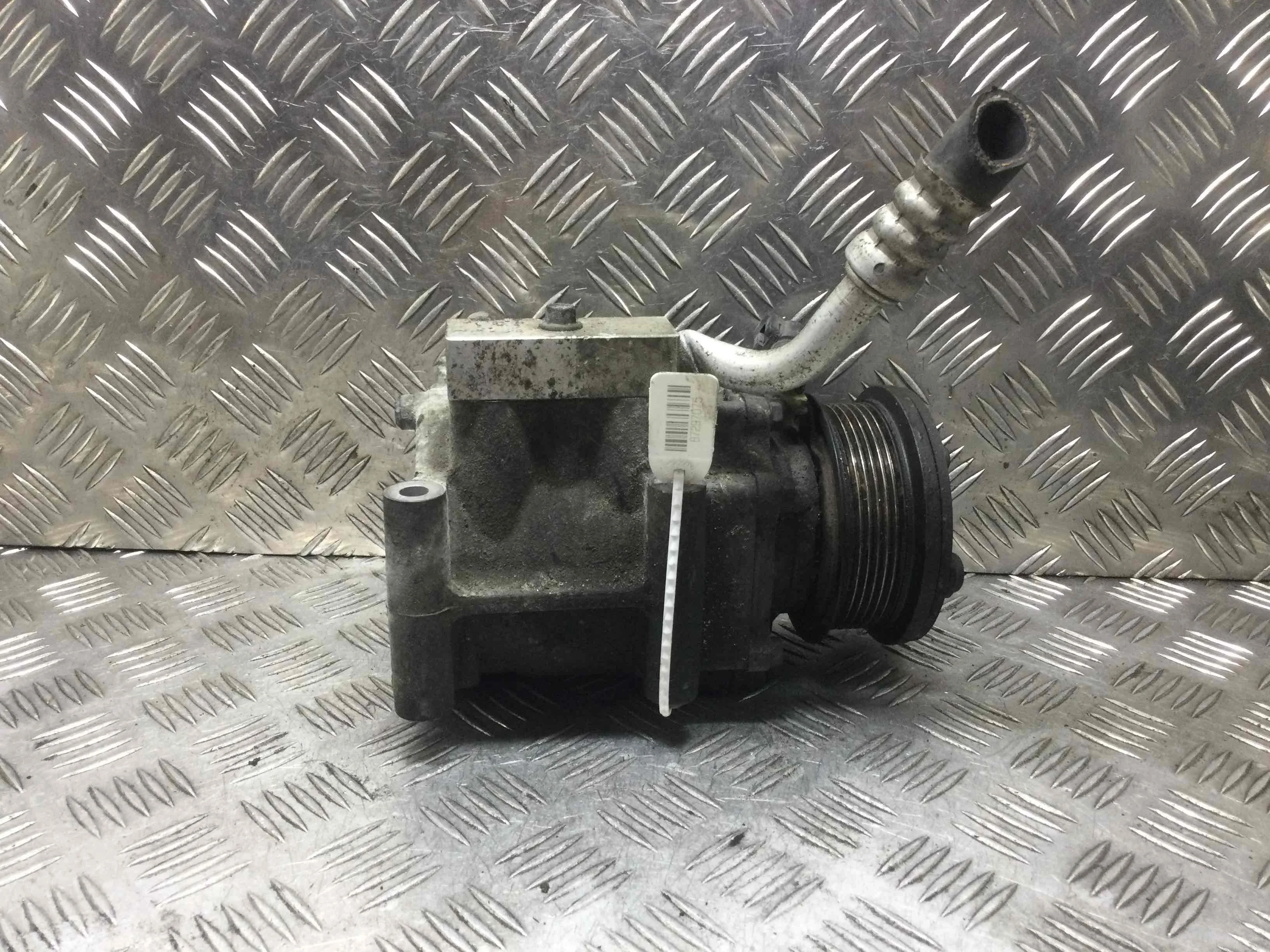 Компрессор кондиционера Ford Focus 1 поколение (1998-2001) бензин 1.6 i Механика Универсал