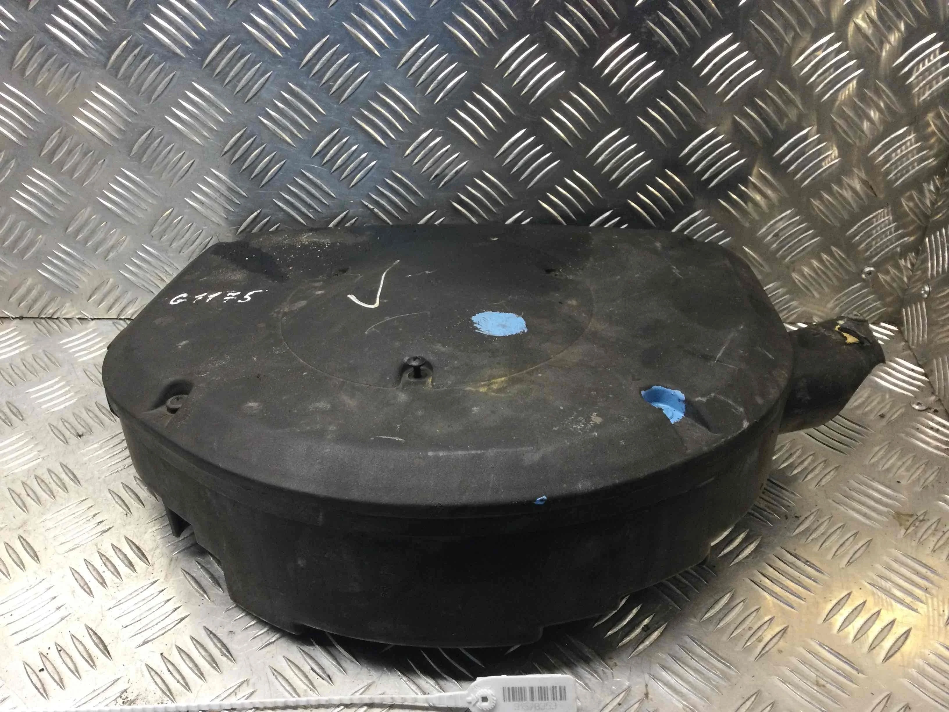 Корпус воздушного фильтра Volkswagen Golf 3 поколение (1991-1997) бензин 1.4 i Механика Х/б