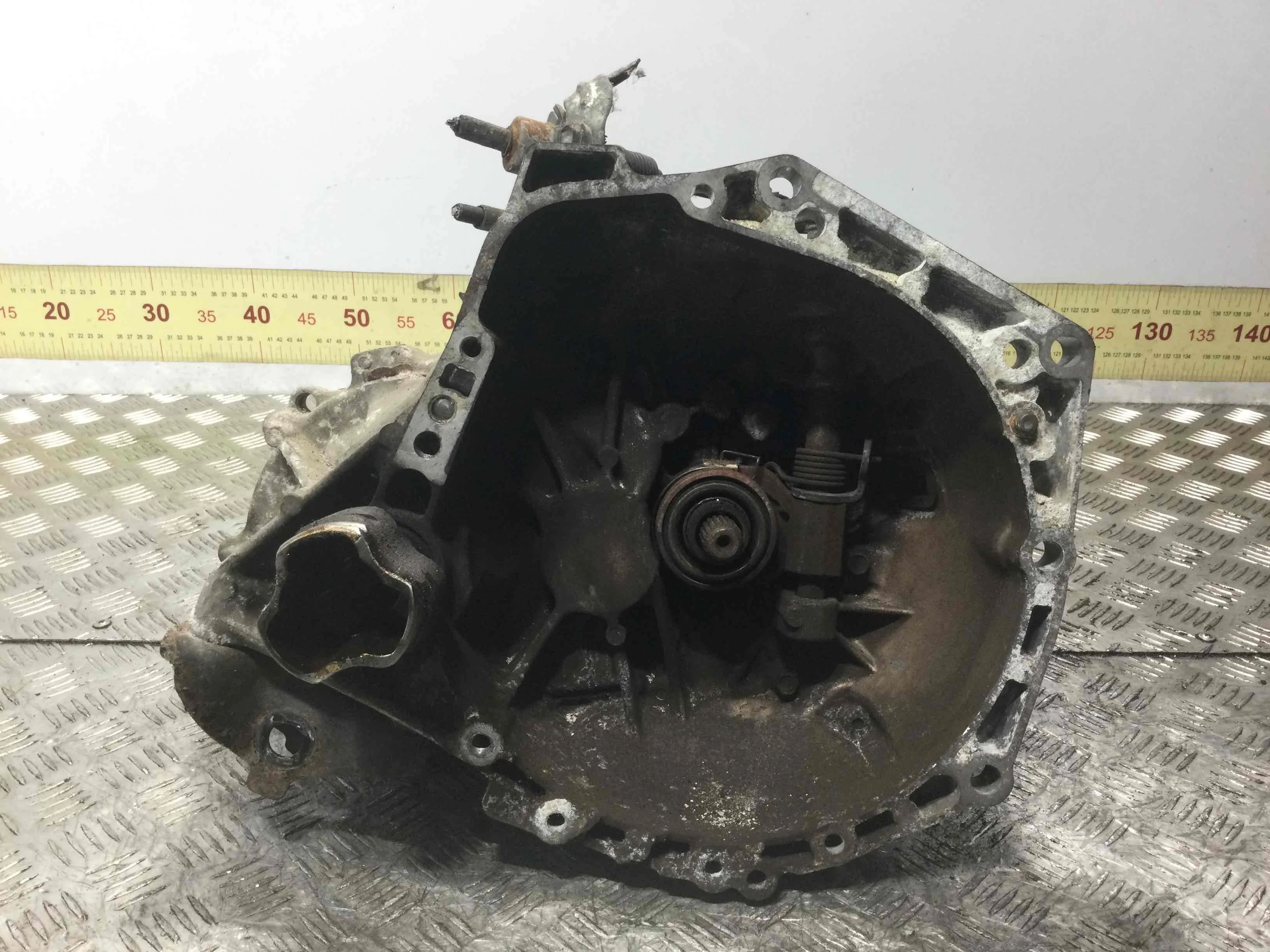 КПП механическая (МКПП) Toyota Aygo 1 поколение [рестайлинг] (2008-2012) бензин 1.0 i Механика Х/б