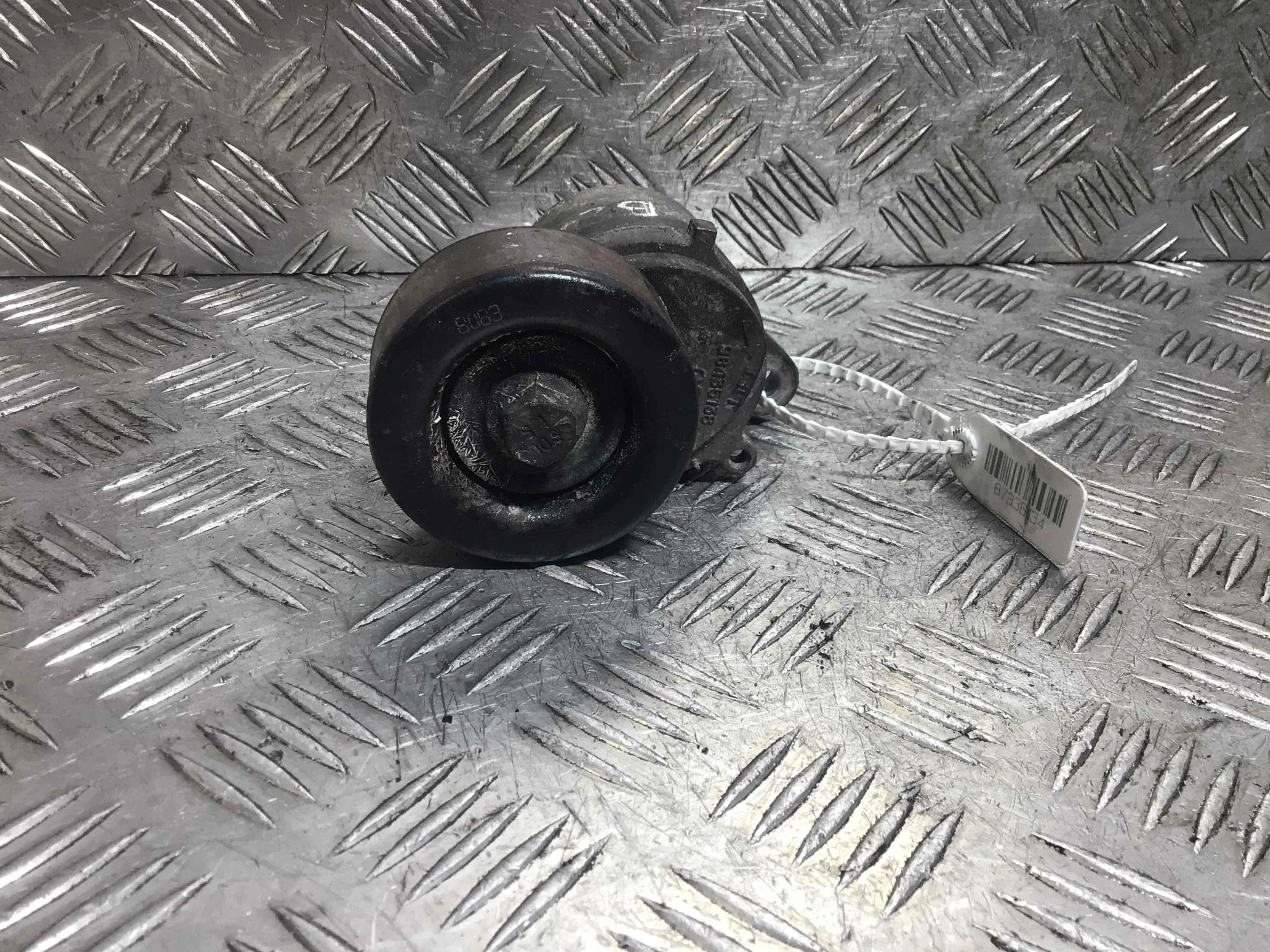 Натяжитель ремня генератора Chevrolet Cruze Cruze (J300) 2008 - 2015 бензин 1.8 i Автомат Седан